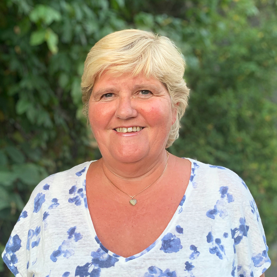 Jona Ragnarsdottir style=