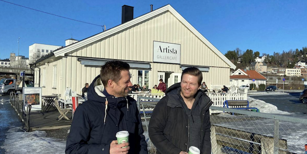 Høl i CV´n overtar Artista  